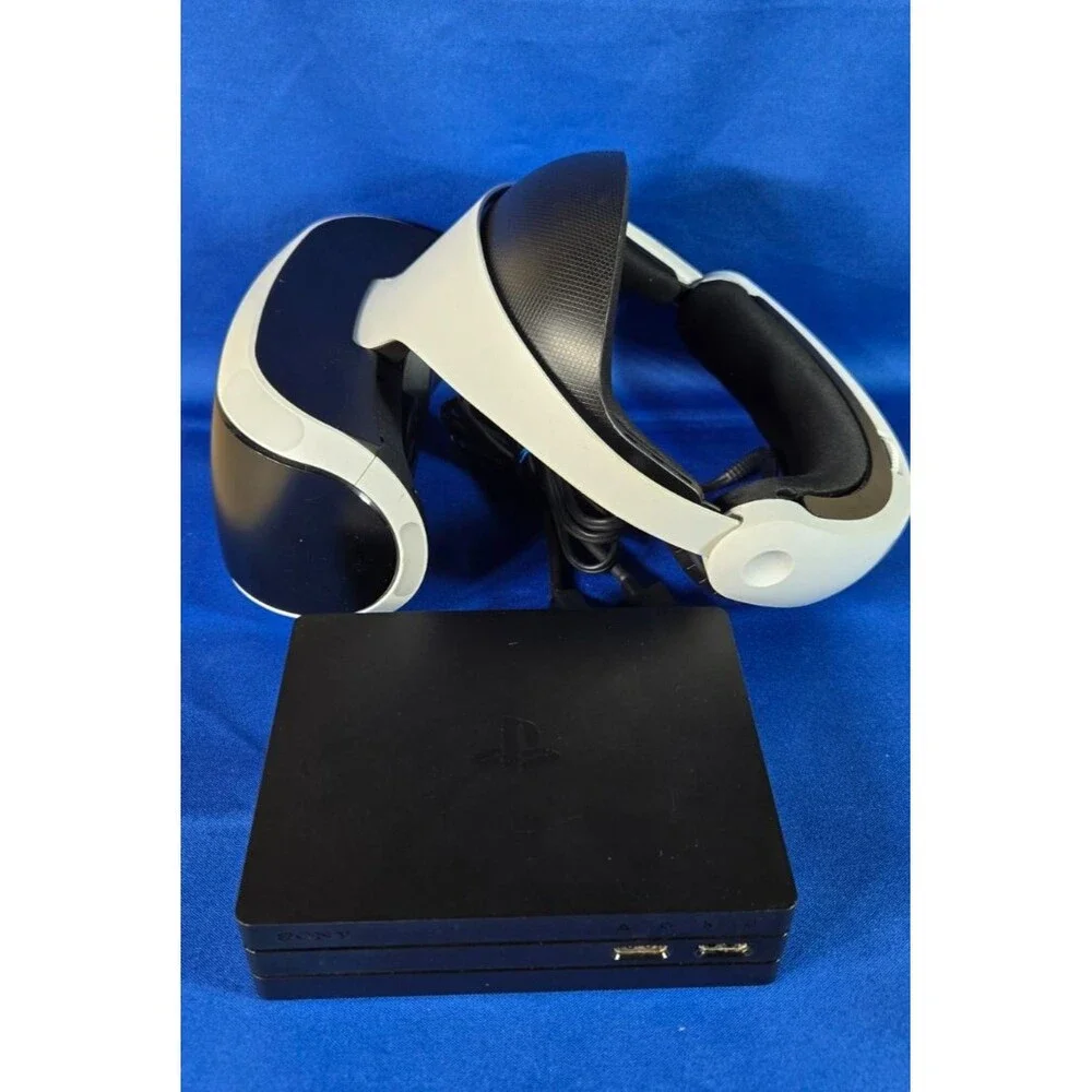PlayStation VR Headset & CUH-ZVR2 Processor Unit No Cords, Controller or Camera